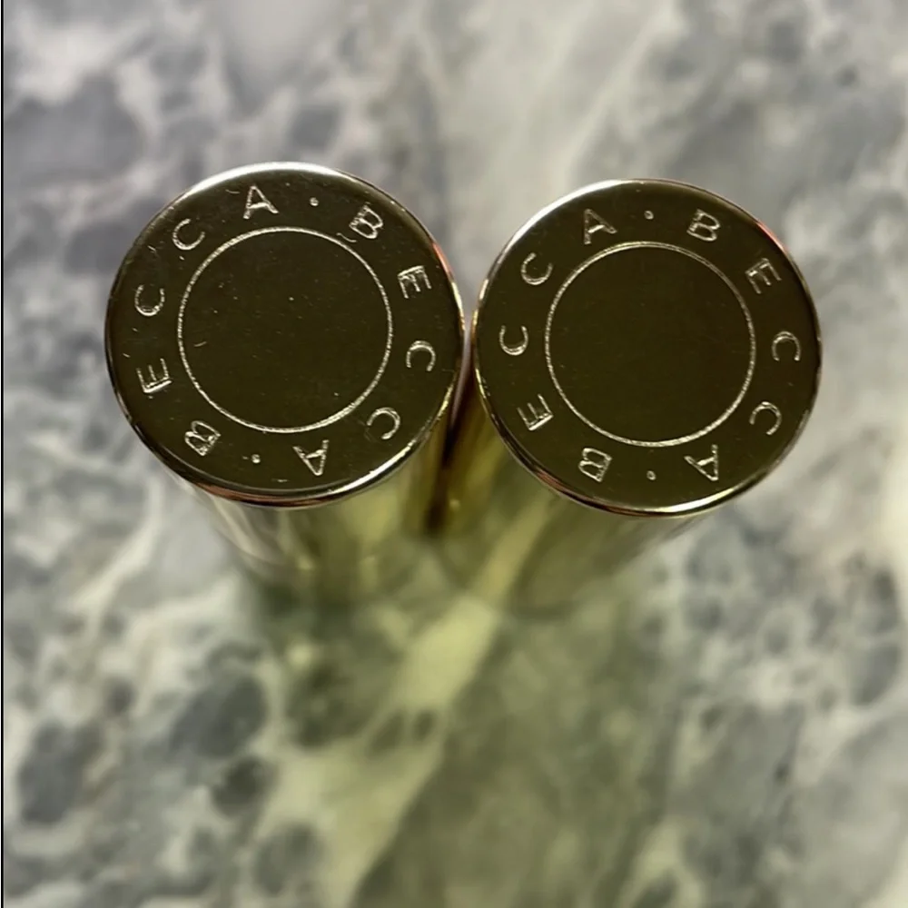 BECCA 100% authentic